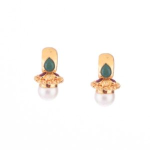 Sweet Pearl Green Studs